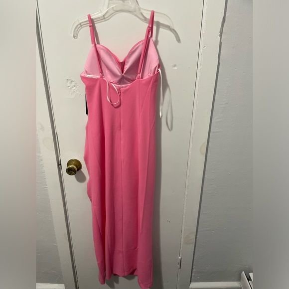 NWT  Donna Morgan Shirred Drape Neck Maxi Dress - Picture 9 of 9